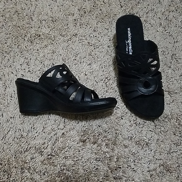 Shoes - Picture 2 of 2